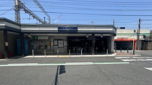 土居駅の改札