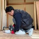 作業している代表取締役香川幸次