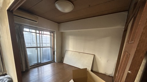 リノベーション↴した守口市大久保町施工前のマンション